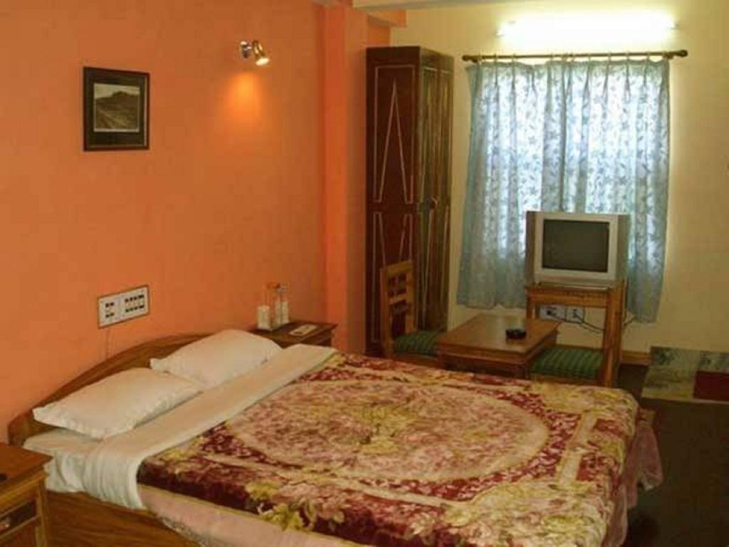 Hotel Kasturi Palace Darjeeling - Excellent Service Recommended Room photo